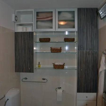 Ananda - 2 Bedrooms, 7 Beds