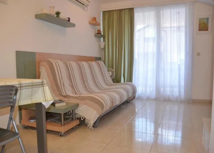 Ananda - 2 Bedrooms, 7 Beds アパート