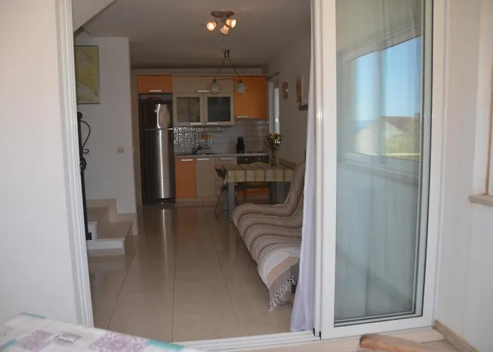 Ananda - 2 Bedrooms, 7 Beds